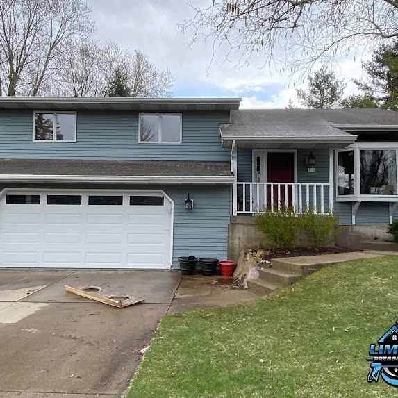 House Washing in Verona, WI 1